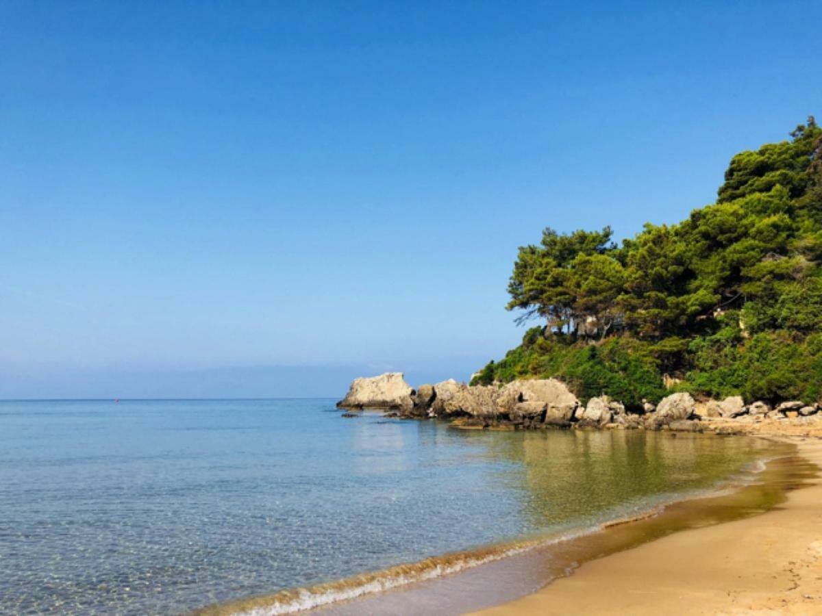Aqua Seafront Glyfada Corfu Beach House With Garden Luaran gambar